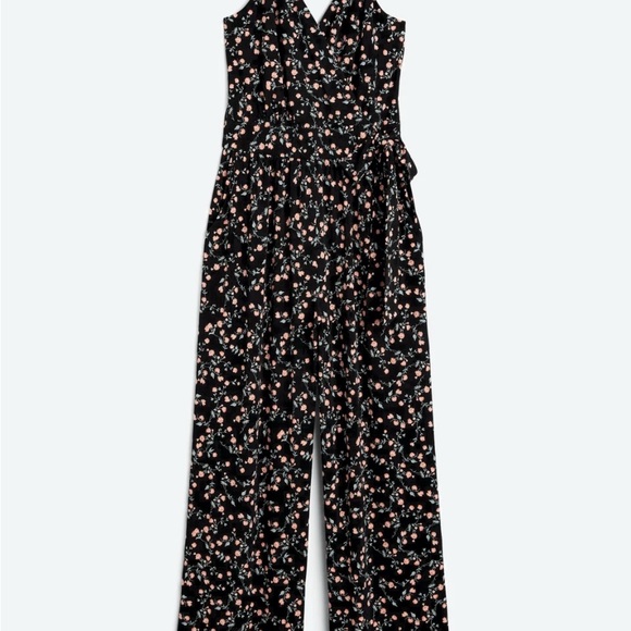 Kaleigh Women’s Black Floral Jumpsuit - Picture 8 of 11